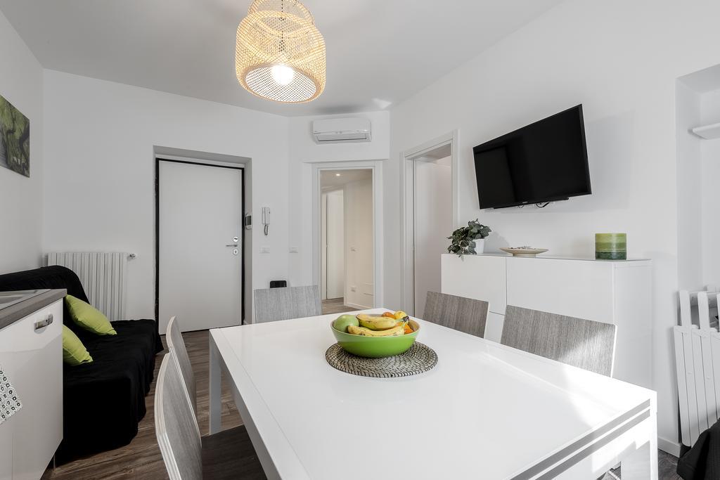 Stayeasy Filzi11 - 3 Bedrooms, 2 Baths - Central Station Milano Esterno foto